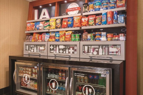 Hampton Inn By Hilton Des Moines Airport image 16