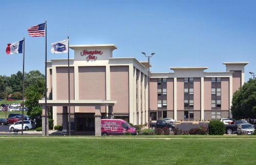Hampton Inn By Hilton Des Moines Airport image 22